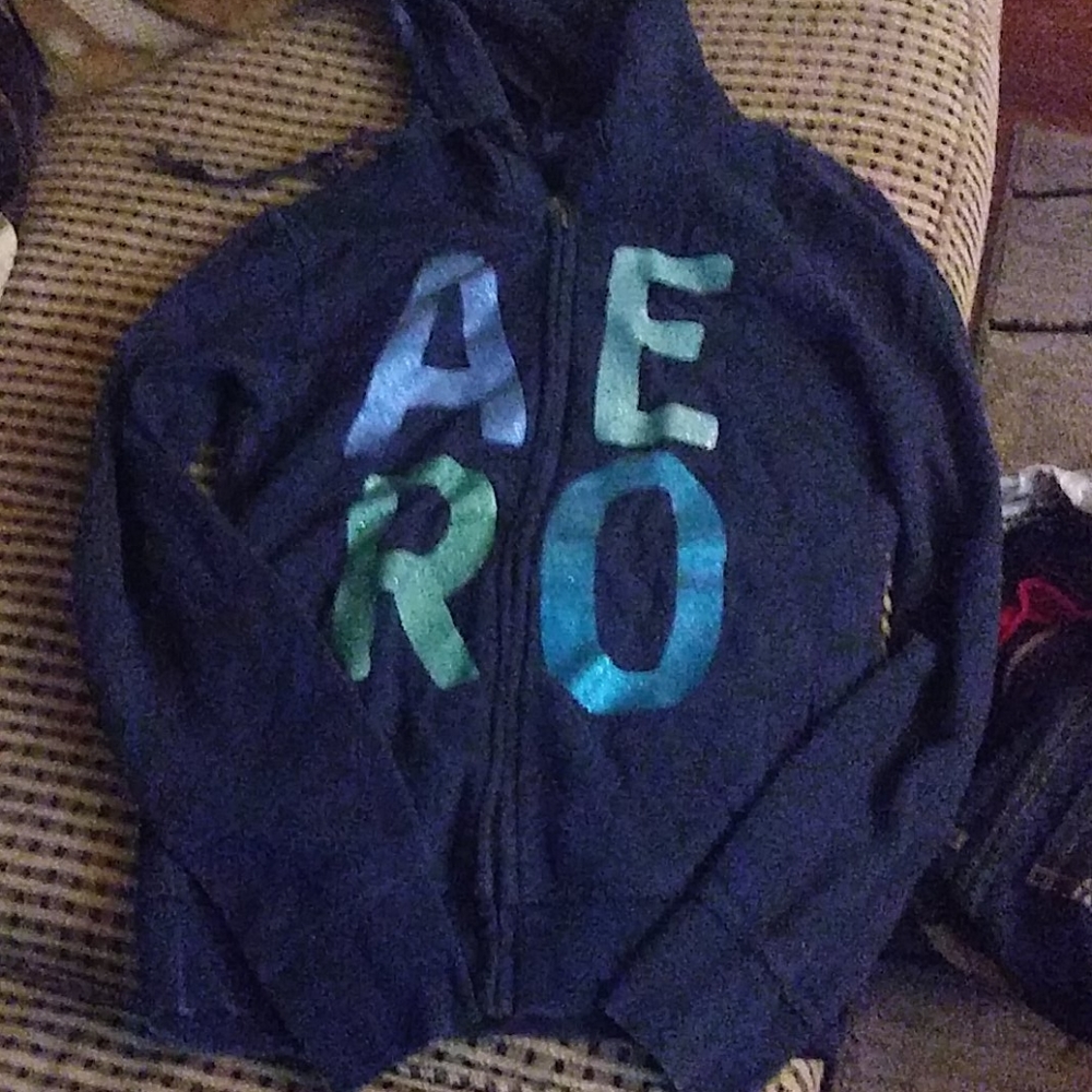 3 Sweater jackets - Picture 5 of 6